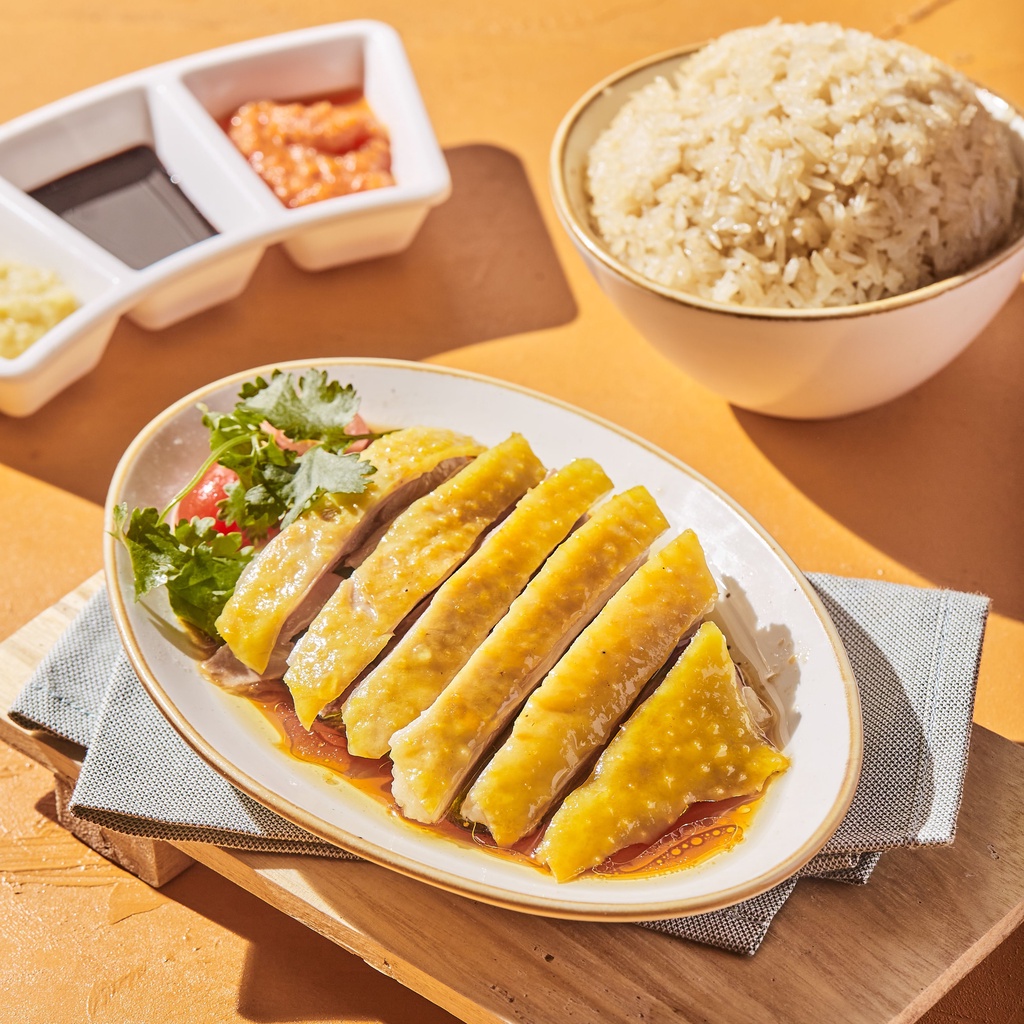 Hắc Xì Dầu Kwong Singapore Cheong Thye 640ml/ Kwong Cheong Thye Chicken Rice Dark Soya Sauce - Hàng Chuẩn Singapore