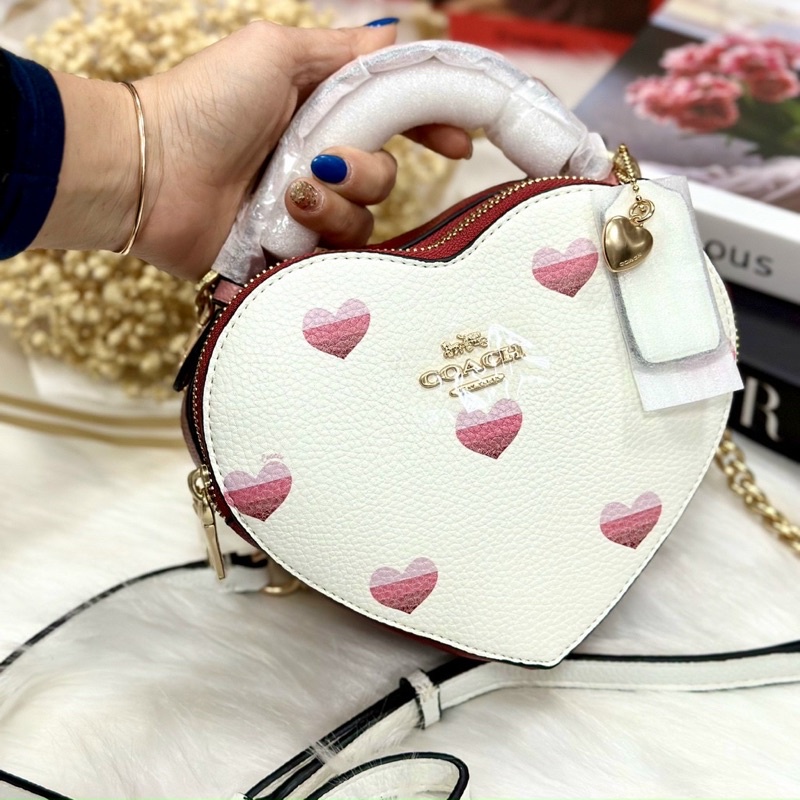 Túi Coach Heart