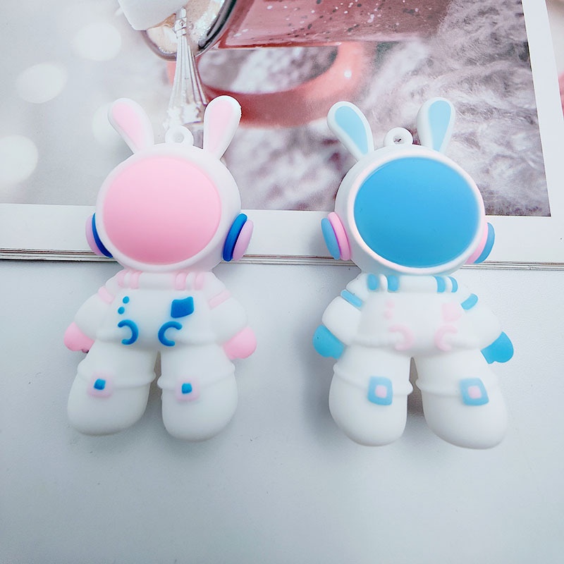 Móc Khóa Đẹp Hình Thỏ Không Gian Hoạt Hình 3D Phụ Kiện Túi Xách Thời Trang KAYLEE