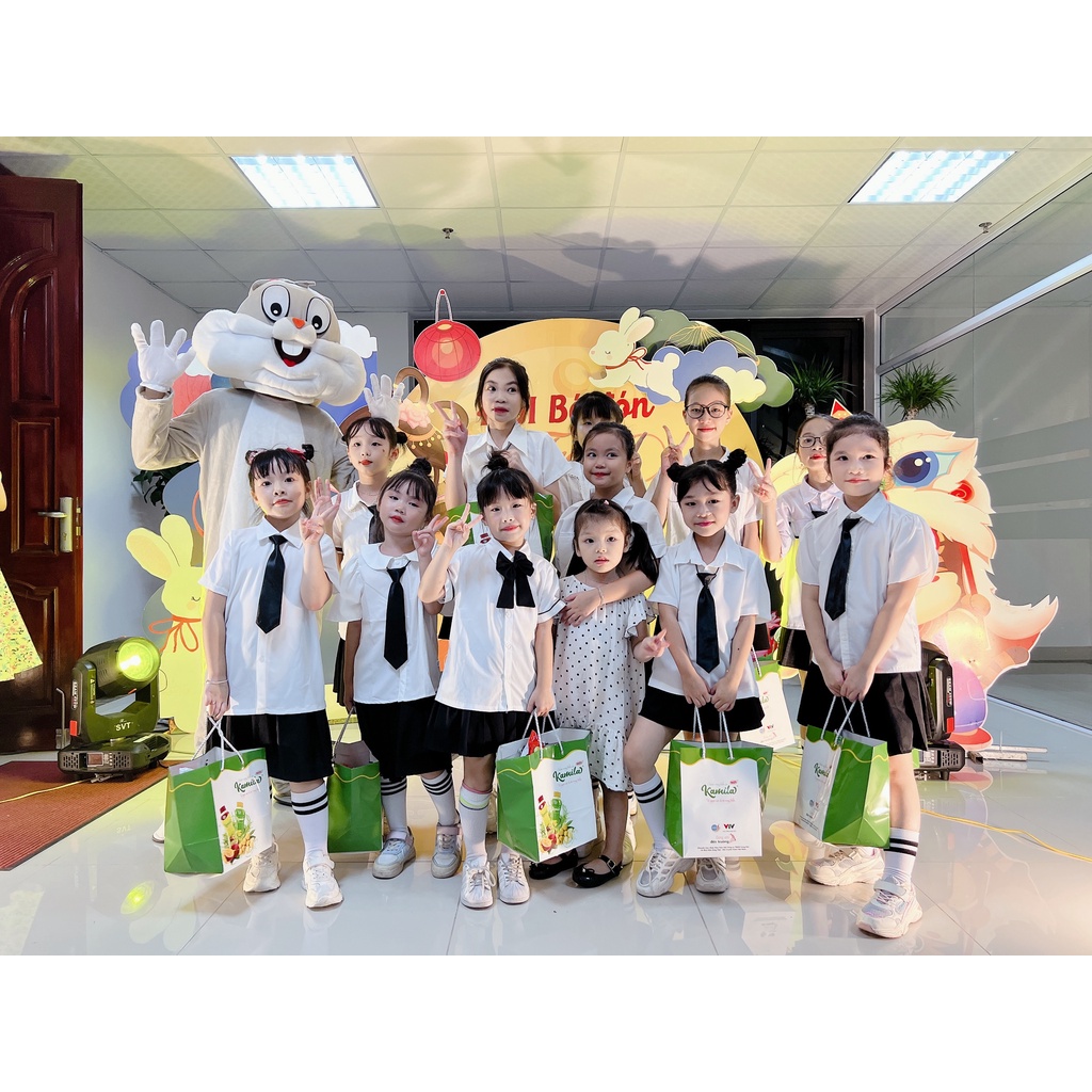 Cà vạt trơn chất lụa loại cao cấp cho gái bé trai thắt sẵn có sẵn FANEKIDS