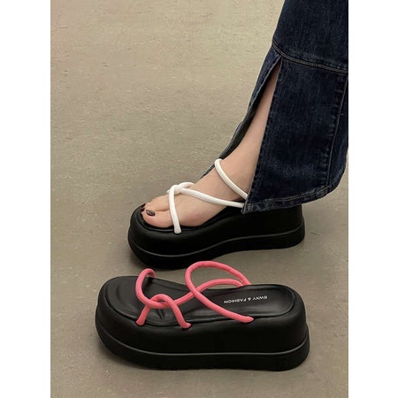 Xăng đan phong cách tiên nữ đi bên ngoài đế dày