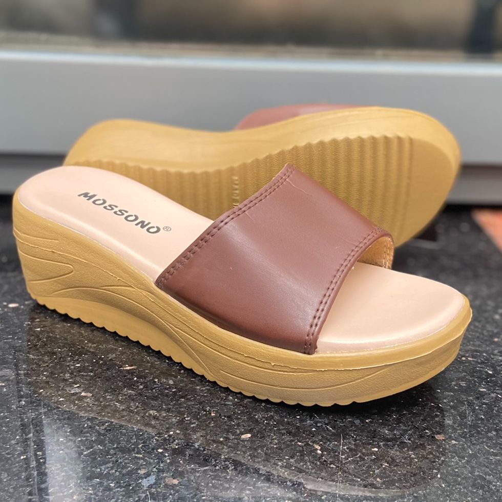 Dép Thái Nữ Quai Ngang Da Đế Cao Mossono YW568