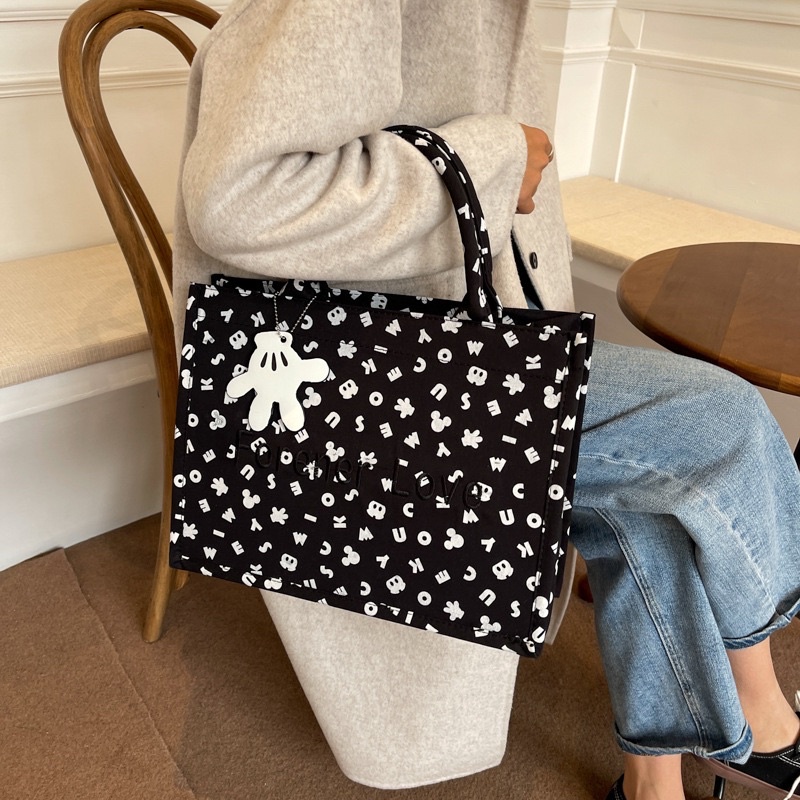 Túi tote cỡ lớn hoạ tiết Mickey siêu hot 💕🐭