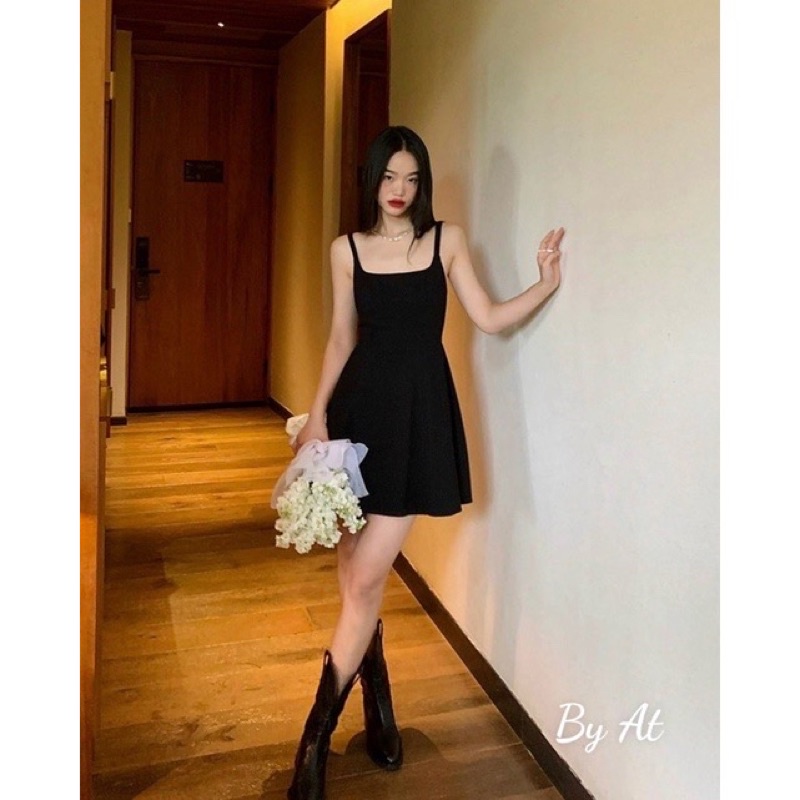 Váy Đầm Đen 2 Dây Thun Tăm Bản To Cổ Vuông Dáng Xoè Siêu Xinh