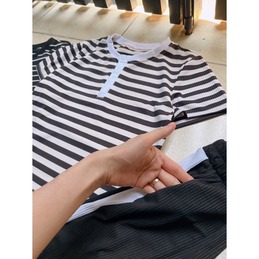 Sét bộ nữ áo thun kẻ sọc ngang cổ xẻ mix quần dài suông