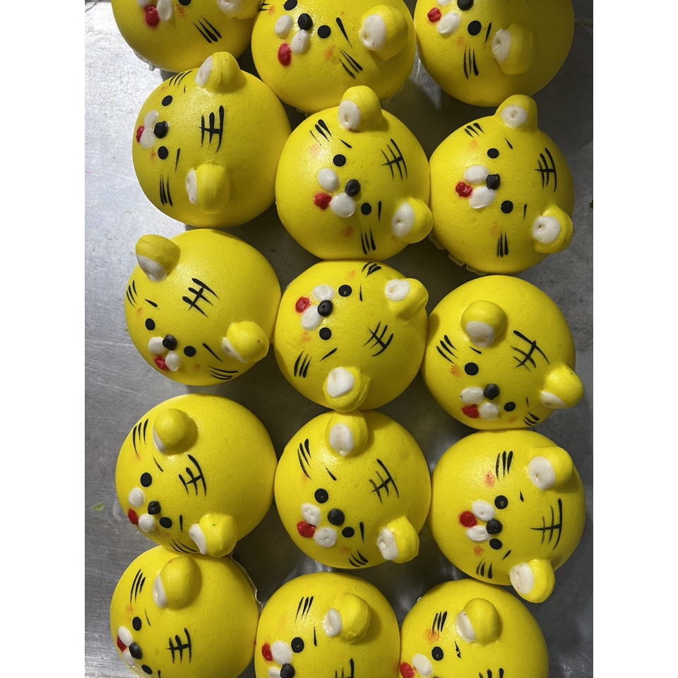 Bánh bao nhân kim sa - tạo hình bé hổ / bé mèo