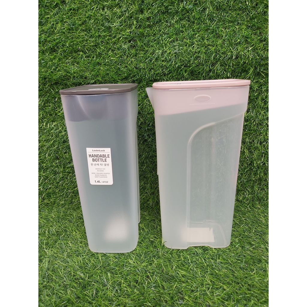 Bình đựng nước LocknLock Handle Bottle dung tích 1.4L HAP817