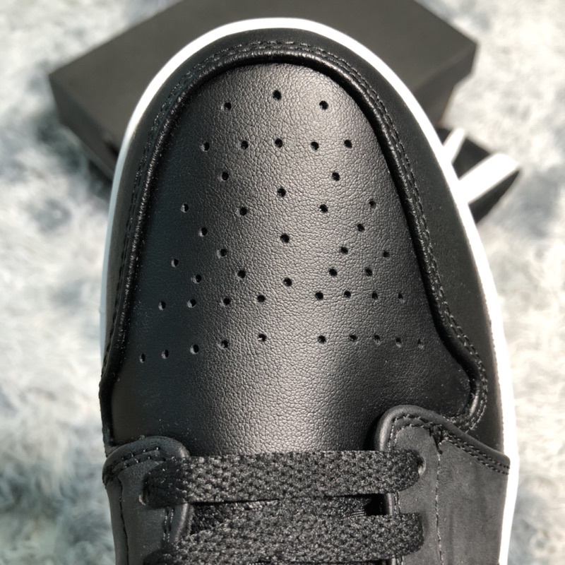 Giày thể thao nam nữ Jordan 1 Low Black White hàng 1:1 chuẩn