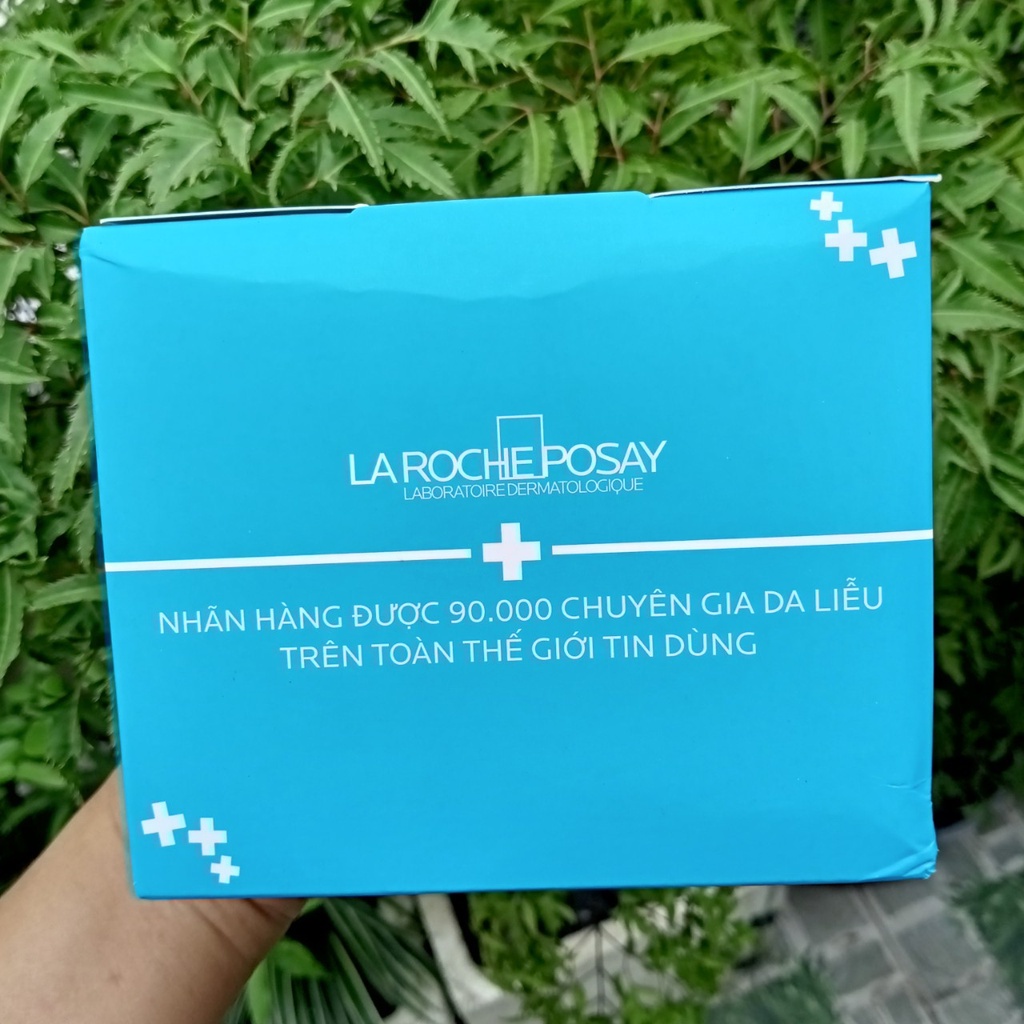 Bông tẩy trang NEW COTTON BOX La Roche-Posay 80 Miếng