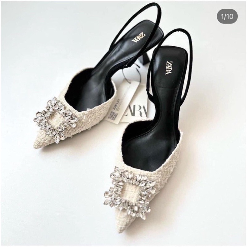 Giày Zr dạ trắng đá vuông