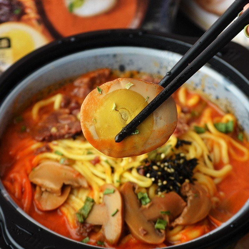 LẨU TỰ SÔI ZISHAN vị BÒ HẦM CÀ CHUA, MISO RAMEN hộp 520g ăn cực mê siêu đã