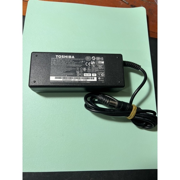 Củ nguồn toshiba 15v 5A cũ đẹp