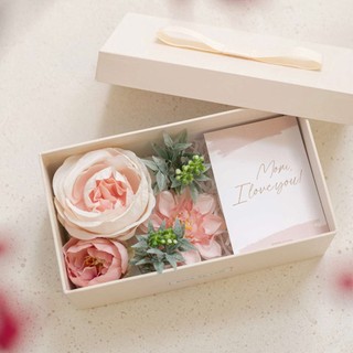 Hộp đựng quà tặng - Hộp hoa đựng quà đẹp thương hiệu hoa lụa BÔNG BY CATT