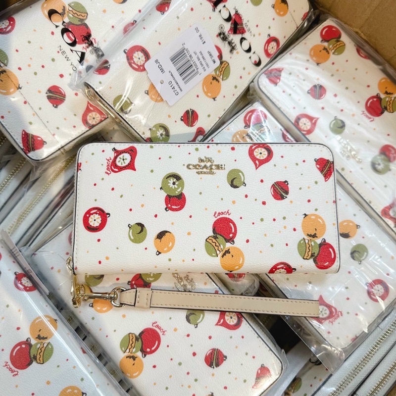 Ví coach nhiều ngăn siêu tiện lợi