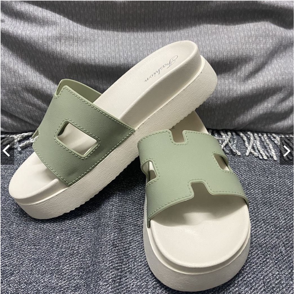 Dép Quai Ngang Nữ Chứ H Đế Bánh Mì Cao 4cm