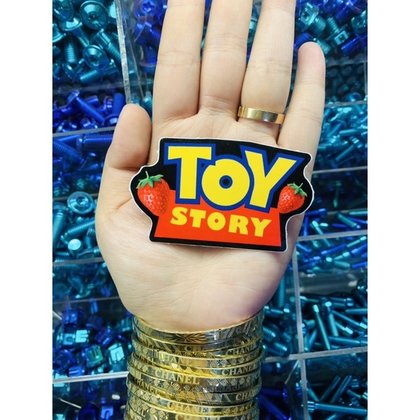 TEM LOGO STICKER GẤU DÂU SIÊU CUTE