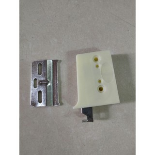 Bas treo tủ bếp