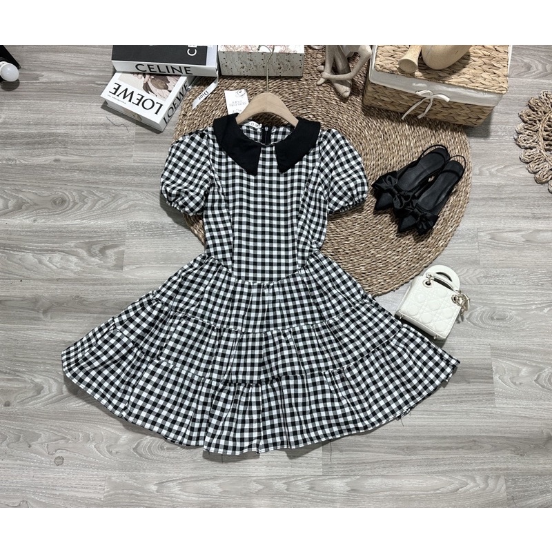 Váy Kẻ Xếp Tầng Phối Cổ Siêu Xinh Mã KV6