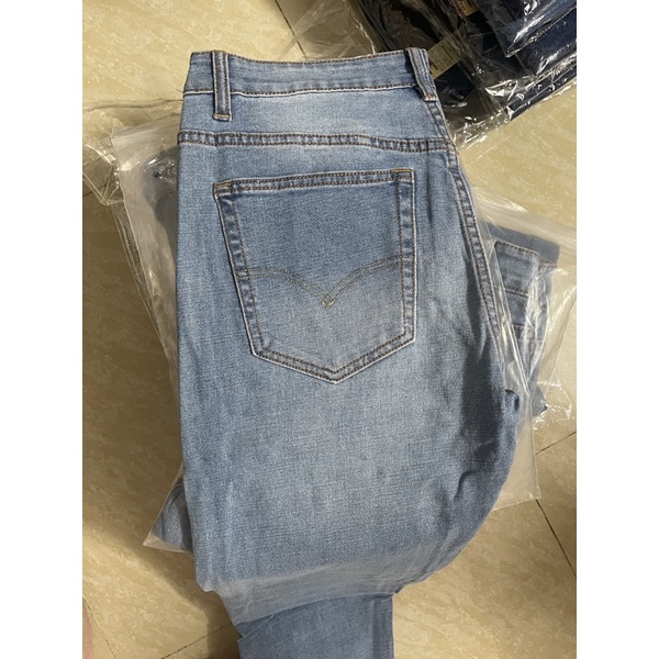 Jeans Nam ống Suông 501