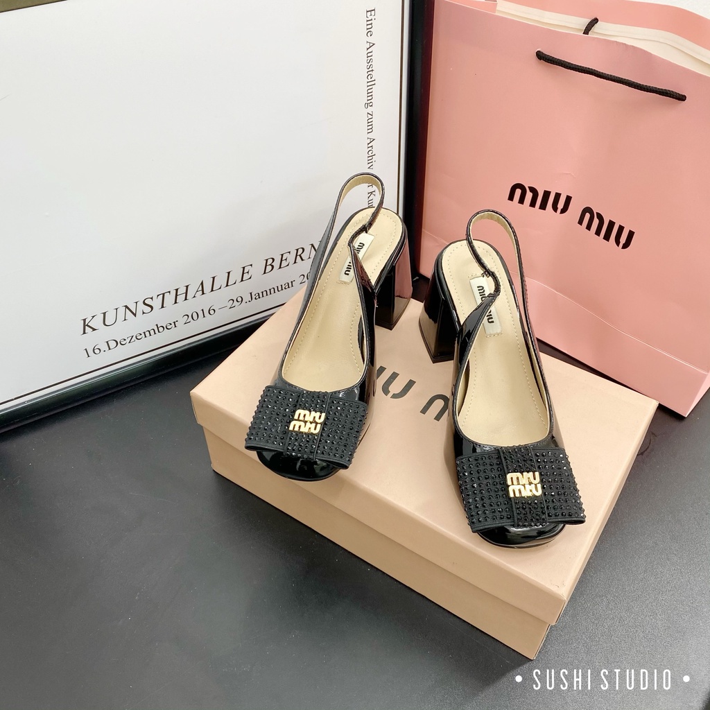 Sandal MIUMIU NƠ ĐÍNH ĐÁ