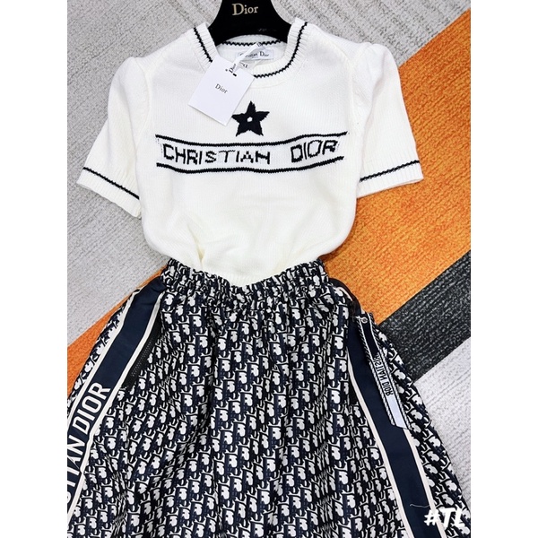 Áo Len Cộc Tay Đì O Hot Hit