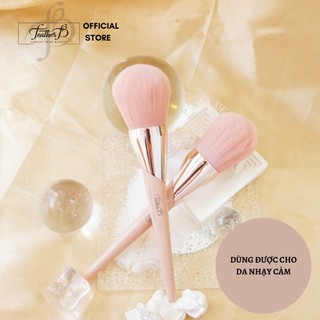 Cọ Phủ Phấn Bột Feather B