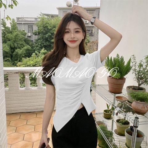 Maomao Go Áo Thun Tay Ngắn Dáng Ôm Xẻ Tà Thiết Kế Không Đồng Đều Có Dây Buộc Nhỏ Cho Nữ