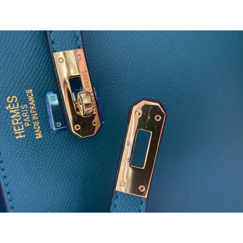 Thanh lí túi HM Quảng Châu mới chưa sử dụng lỗi khoá như hình