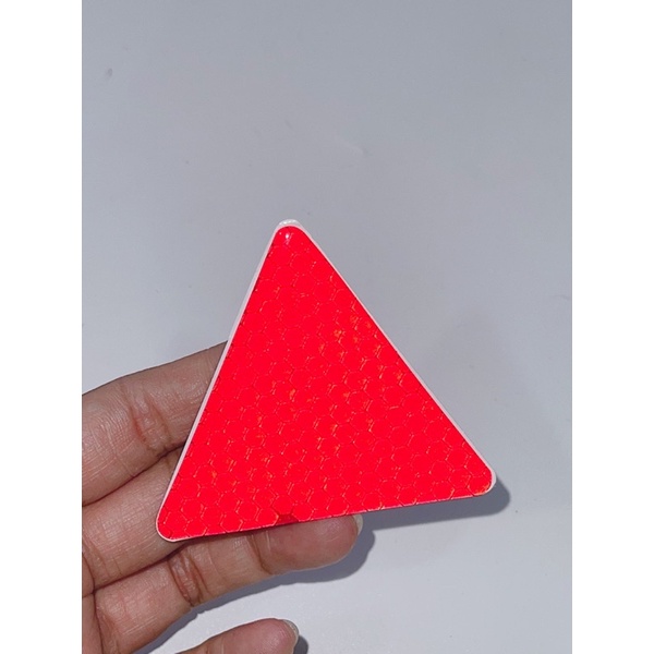 Tem tam giác🔺 phản quang dán đuôi dè sau xe máy 7x6.1cm, tem có sẵn keo