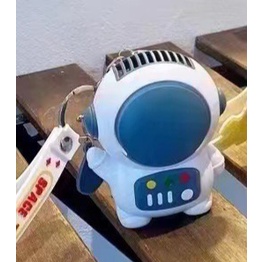Quạt tích điện Phi hành gia mini có móc khóa, nhiều màu đẹp, lạ, siêu tiện lợi