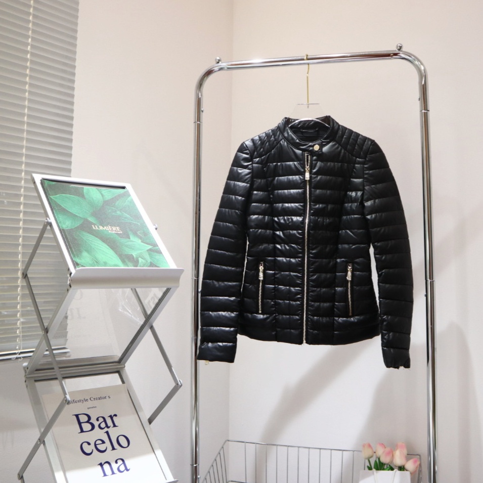 Áo Phao G.U.E.S.S Form Ôm Mùa thu đông Size XS 45/50KG APGUESS