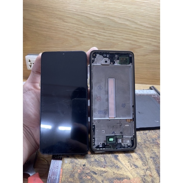 Màn hình Samsung A33 (QXK) Công nghệ