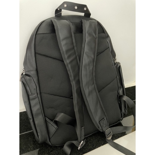 - Balo form vuông  vừa laptop ZR leather backpack--màu đen nhiều ngăn classic