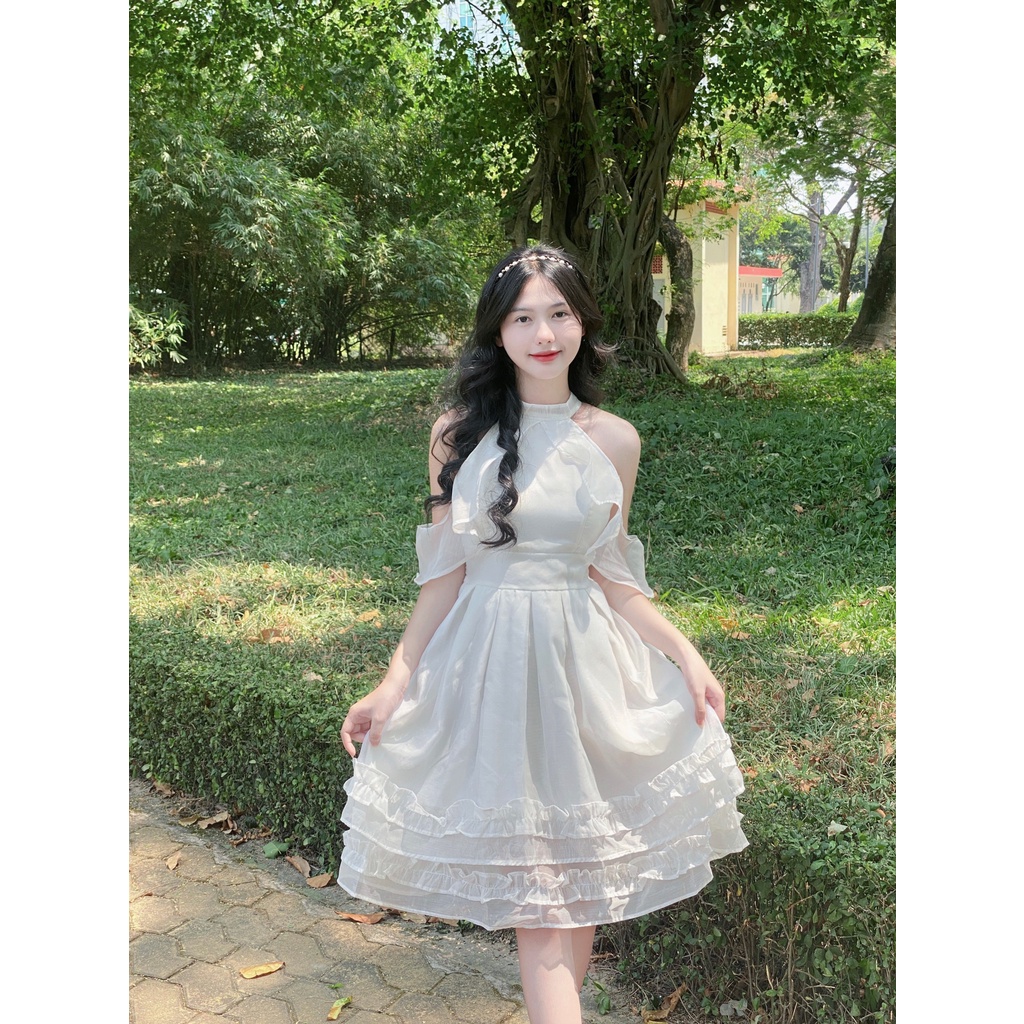 Đầm yếm cổ trụ tay bèo xếp ly