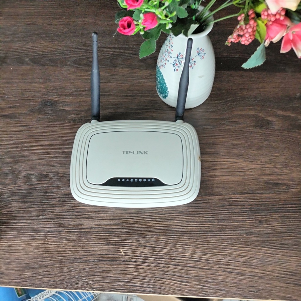 Modem wifi tplink 841 đã qua sử dụng còn sử dùng tốt dùng phát wifi phụ-Kèm Nguồn