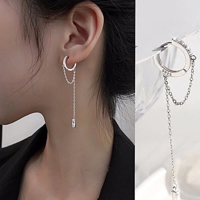 1 chiếc bông tai khoen rơi đá dài