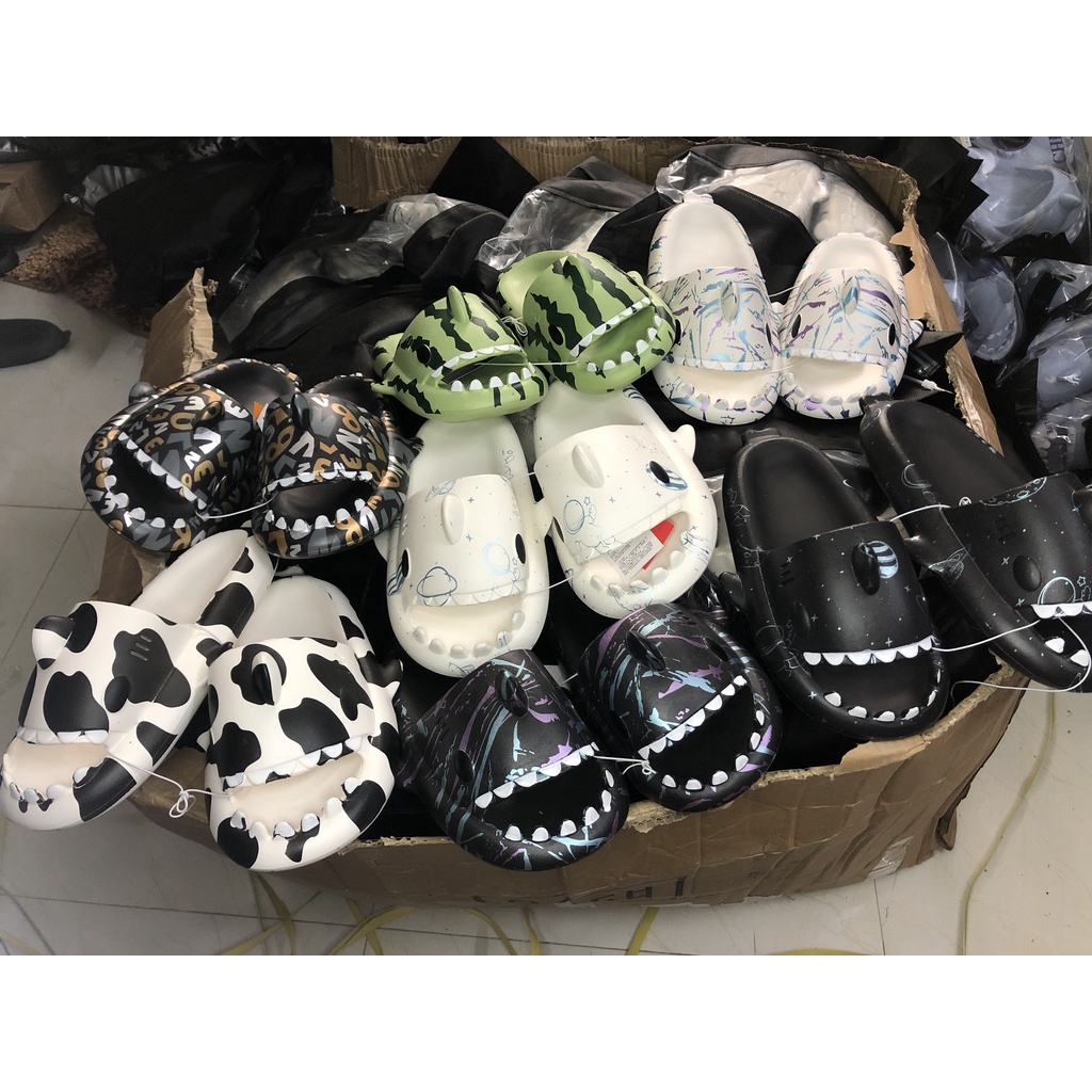 Dép Cá Mập Phi Hành Gia đế cao 4cm loại 1 dễ thương size lớn cho nam nữ phong cách ulzzang hottrend