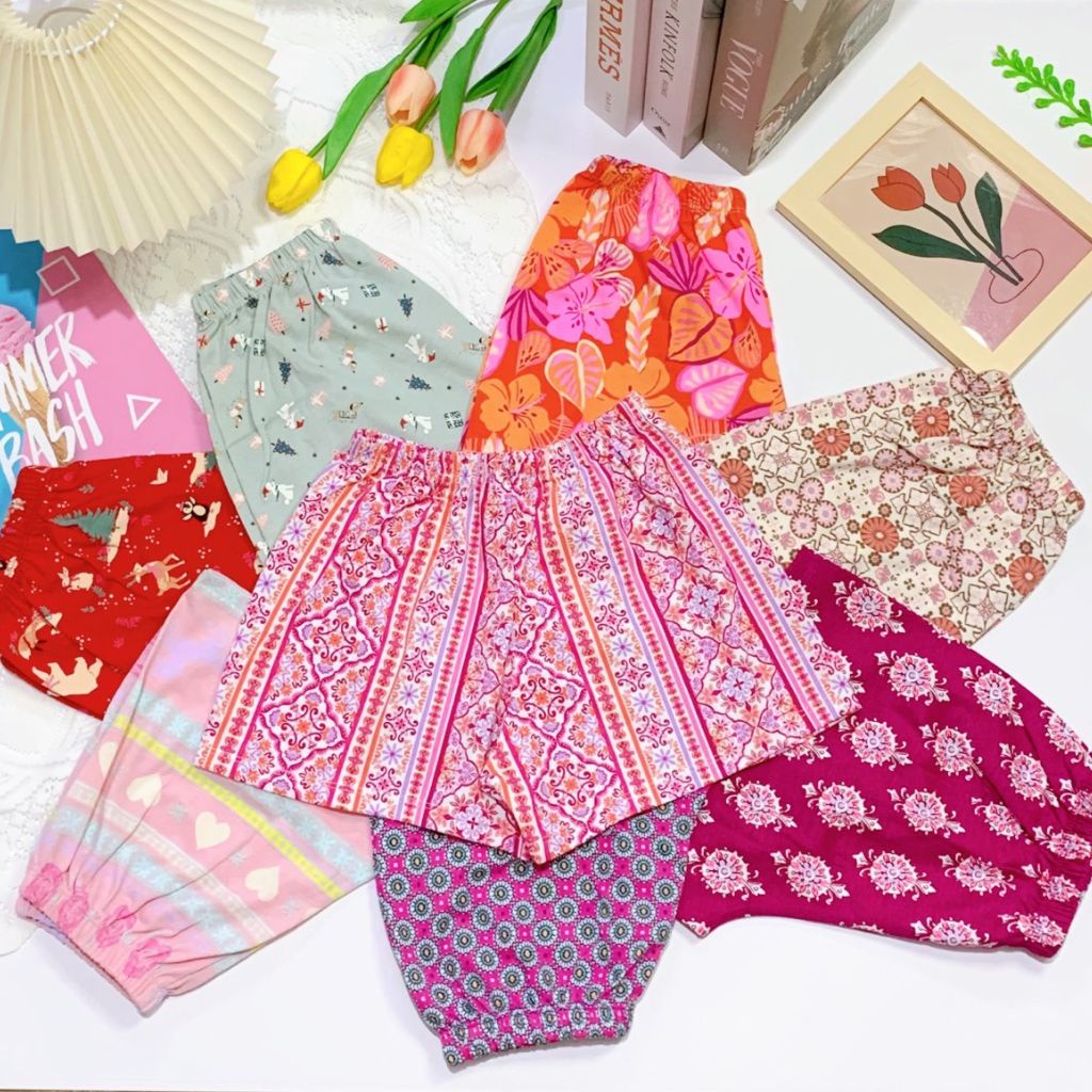 Quần đùi cho bé gái thun cotton co giãn xuất dư mềm mát từ 8-40kg (giá 1 cái)