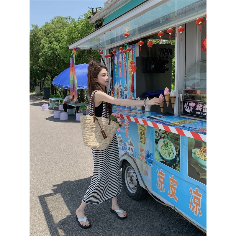 (HÀNG SẴN) Váy ba lỗ dệt kim mỏng mùa hè cài khuy cổ, kẻ sọc ngang đen trắng suông dài rộng thoải mái năng động
