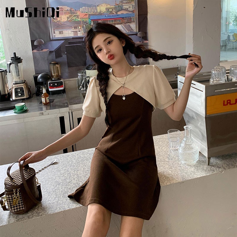 Bộ đồ MUSHIQI gồm áo hai dây và đầm đơn giản dành cho nam