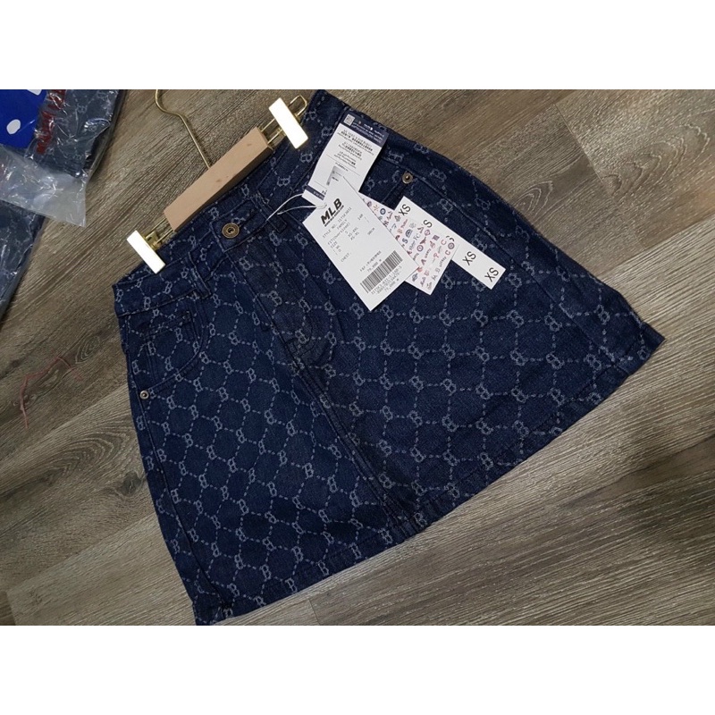 Chân váy bò xanh M.L.B có quần trong