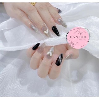 NailBox móng úp thiết kế sẵn Mẫu Đen Charm Trái Tim