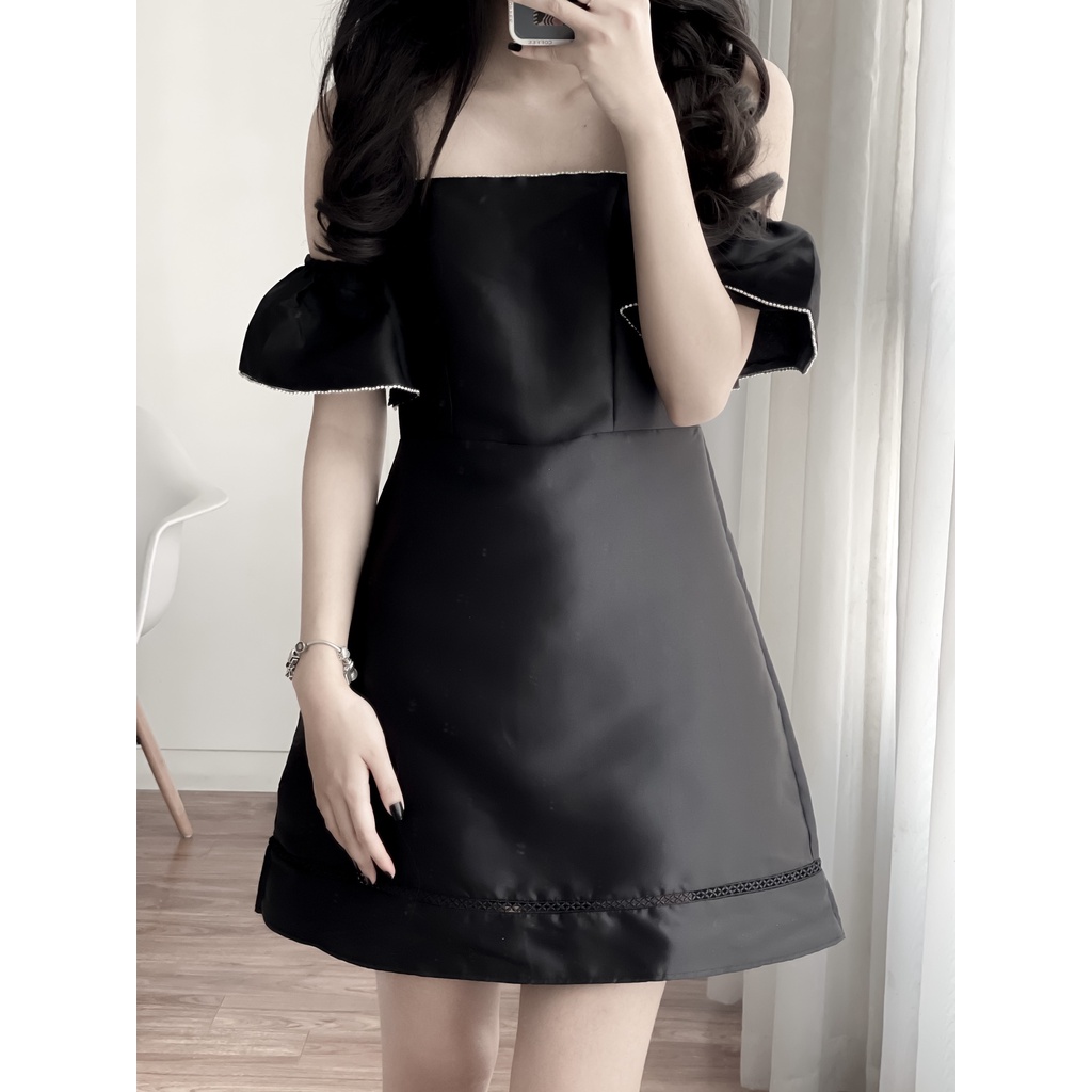 |The Berry Closet| Váy 2 Dây Gắn Đá