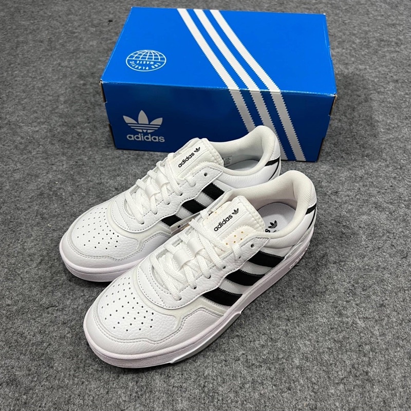 Giày adidas courtic white GX6318