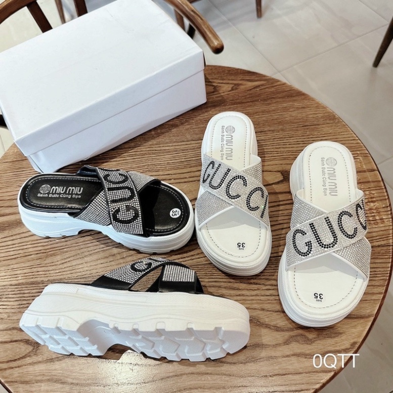 Dép bánh mì đế p.u Chéo xoàn đá cực sáng cực chất hotd 2023. 2023