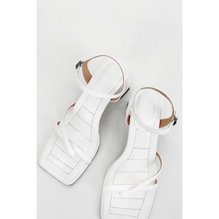 OLV - Giày Celi Trapeze Buckled Heels