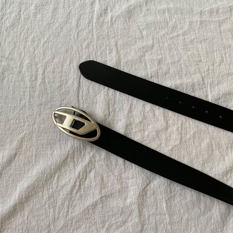 Thắt lưng da Diesel màu đen mặt kim loại dành cho nam nữ cá tính hot trend
