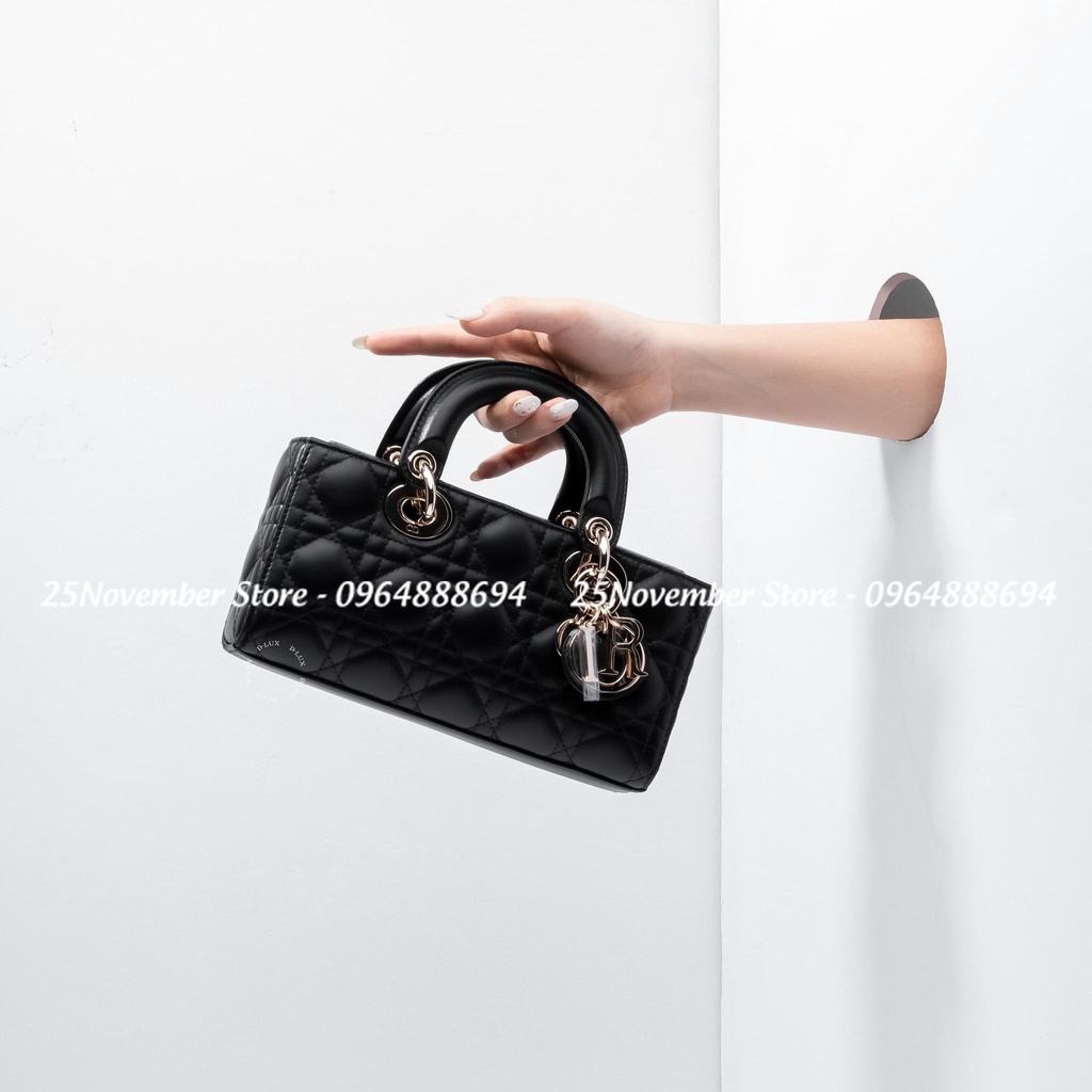 Túi xách D.i. o.-r l.a.d.y Dáng ngang màu đen size 26cm