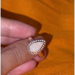 Nhẫn bạc Opal
