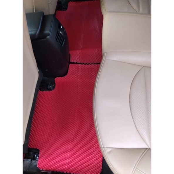 THẢM LÓT SÀN CAO SU Ô TÔ kích thước 3x0.6m cho xe 4-5 chỗ